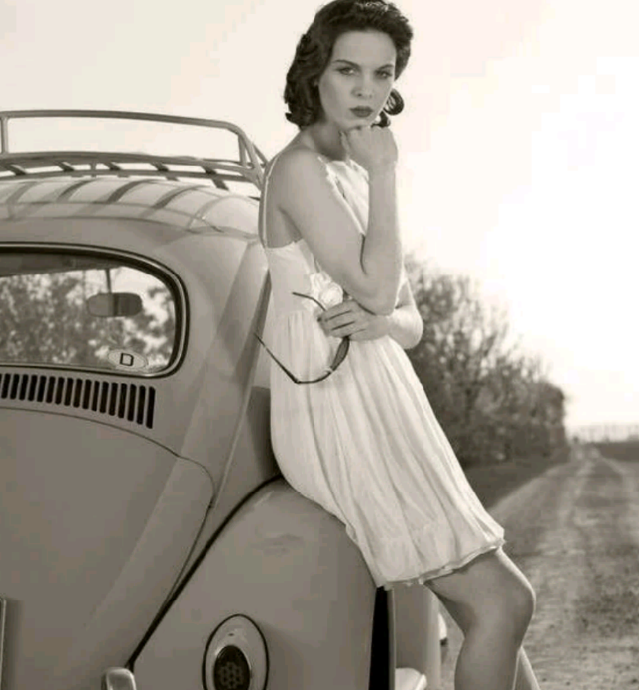 Beautiful girls and cars photos